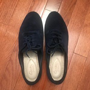 Clarks Oxford waking suede shoes - Size 8